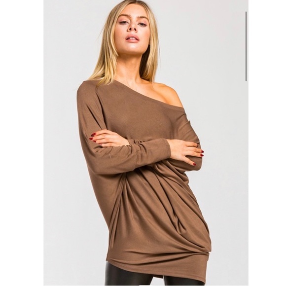 RESTOCK! Boat Neck Tunic Top! - Picture 7 of 9